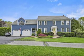 Photo of 19 Wachusett Circle Shrewsbury, MA 01545