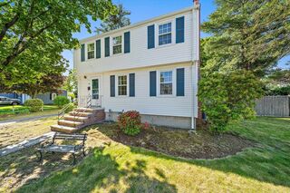 Photo of 40 Mamie Rd Weymouth, MA 02190