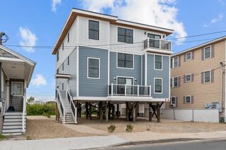 Photo of 30 Cable Ave Salisbury, MA 01952