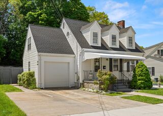 Photo of 23 Lenox Cir Lawrence, MA 01843