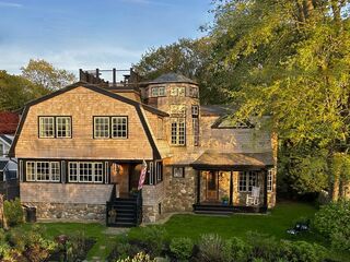 Photo of 8 Norwood Ave Rockport, MA 01966