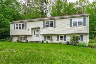 Photo of 1 Stevens Terrace Merrimac, MA 01869