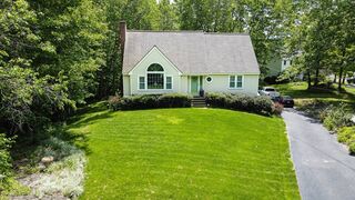Photo of 93 Mccracken Rd Millbury, MA 01527