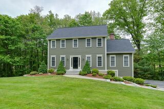 Photo of 10 Bicknell Rd North Grafton, MA 01536