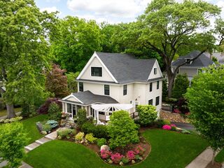 Photo of 26 Sterling St West Newton, MA 02465