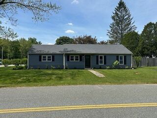 Photo of 39 Alton Dr Dudley, MA 01571