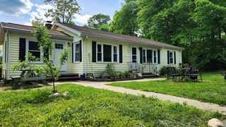 Photo of 77 Chestnut Hill Rd Millville, MA 01529