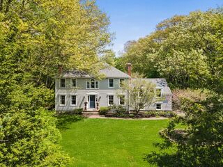 Photo of 19 Meadowsweet Rd West Newbury, MA 01985