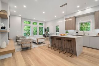 Photo of 2202 Commonwealth Ave Auburndale, MA 02466