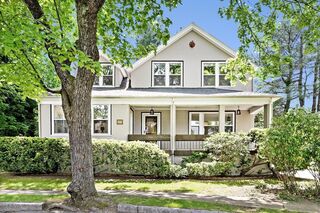 Photo of 27 Central Ter Auburndale, MA 02466