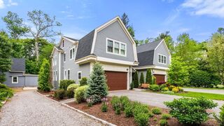 Photo of 323 Lake Ave Newton Highlands, MA 02461