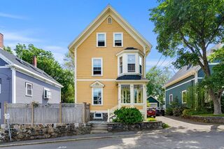 Photo of 10 Village Street Marblehead, MA 01945
