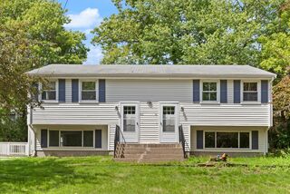 Photo of 63 Taunton St Bellingham, MA 02019