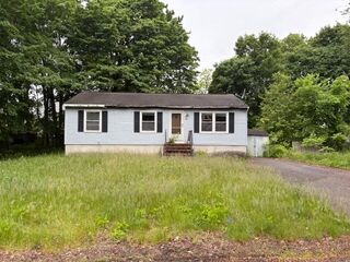 Photo of 38 Brattle St Athol, MA 01331
