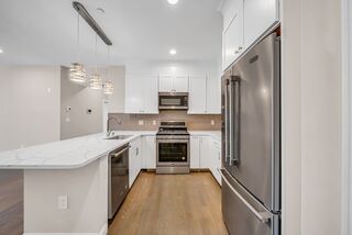 Photo of 966 Hyde Park Ave Boston - Hyde Park, MA 02136
