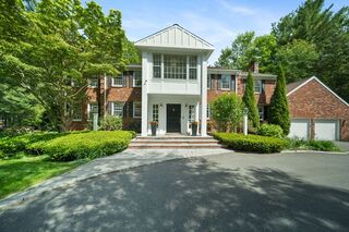 Photo of 51 Canterbury Ln Needham, MA 02492