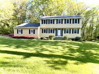 Photo of 2 Westland Dr Tewksbury, MA 01876