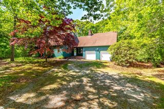 Photo of real estate for sale located at 15 Jessica Way Falmouth, MA 02536