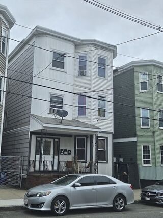 Photo of 192 Chestnut St Chelsea, MA 02150