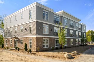 Photo of 7 Cross St Wilmington, MA 01887