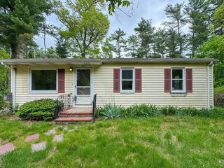 Photo of 515 Rounseville Rd Rochester, MA 02770