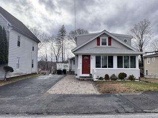 Photo of 42 High St Hudson, MA 01749