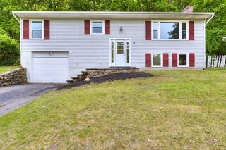Photo of 57 Westwood Drive Sturbridge, MA 01566