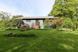 Photo of 3 Birch Ln Shrewsbury, MA 01545