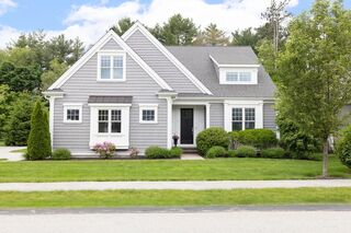 Photo of 7 Tanglewood Dr Framingham, MA 01701