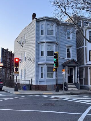 Photo of 132 Chelsea St Boston - East Boston, MA 02128