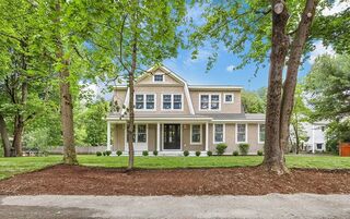 Photo of 32 S. Woodside Ave Wellesley, MA 02482