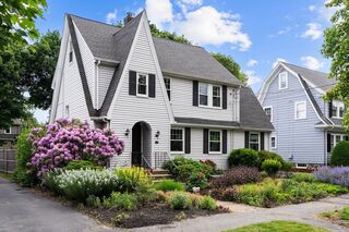 Photo of 15 Grace Rd Medford, MA 02155