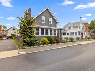 Photo of 10 Ocean Ave Winthrop, MA 02152