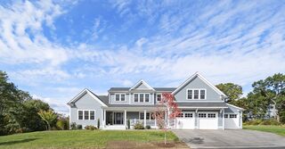 Photo of 5 Bullens Way Canton, MA 02021