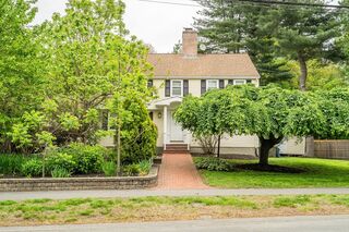 Photo of 128 Worthen Road Lexington, MA 02421