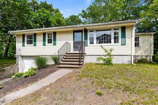 Photo of 3 Pontiac Rd Peabody, MA 01960