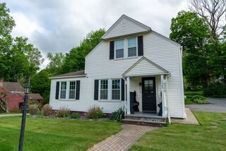 Photo of 1349 Main St Holden, MA 01520