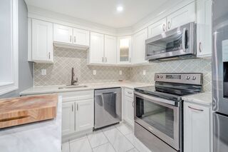 Photo of 368 Elliot Newton, MA 02464