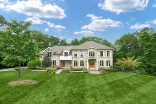 Photo of 5 Copperbeech Circle Westborough, MA 01581