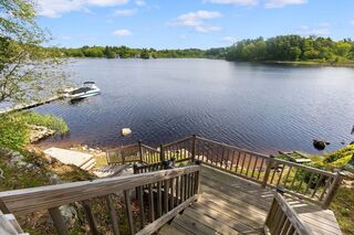 Photo of 52 Lakeshore Dr Essex, MA 01929