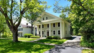 Photo of 15 Common St. Petersham, MA 01366