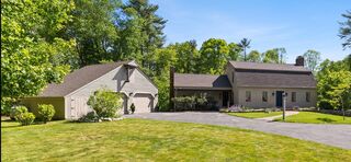Photo of real estate for sale located at 7 Stoney Hill Road Mattapoisett, MA 02739