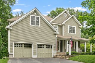 Photo of 10 Londonderry Lane Georgetown, MA 01833