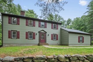 Photo of 16 Merrills Way Rowley, MA 01969