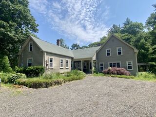 Photo of 387 W Washington St Hanson, MA 02341