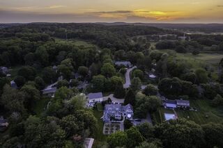 Photo of 3 Jeffreys Neck Rd Ipswich, MA 01938