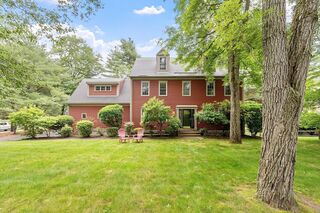 Photo of 53 Richards Rd Southborough, MA 01772
