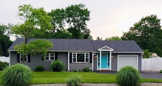 Photo of 214 Fisher St East Walpole, MA 02081
