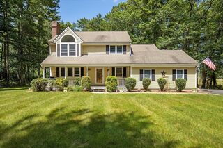 Photo of 290 Mendell Rd Rochester, MA 02770