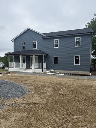 Photo of 661 Main St Acushnet, MA 02743